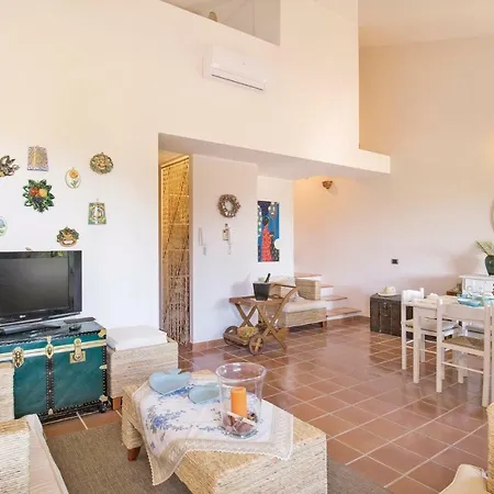 Holiday home Casa Di Lu'